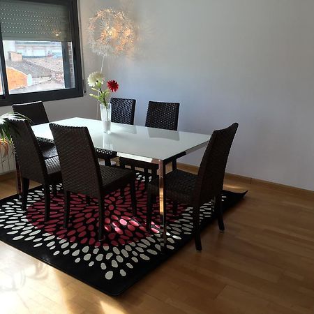 New & Sunny Apartment Барселона Экстерьер фото
