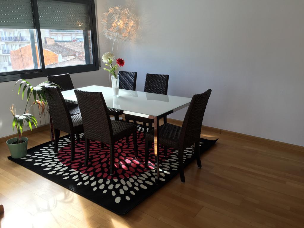 New & Sunny Apartment Барселона Экстерьер фото