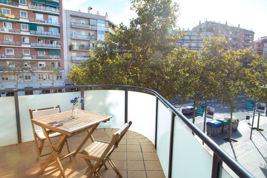 New & Sunny Apartment Барселона Экстерьер фото